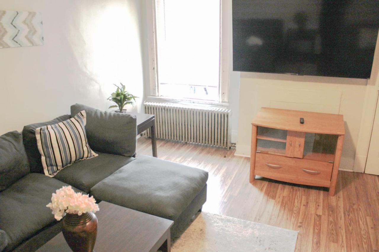 Steps Away From Hospital - 2 Queen Bed - City View بيتسبرغ المظهر الخارجي الصورة