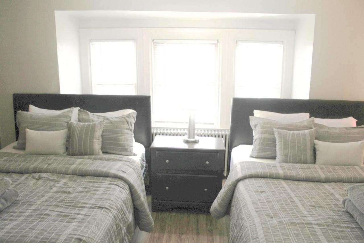 Steps Away From Hospital - 2 Queen Bed - City View بيتسبرغ المظهر الخارجي الصورة